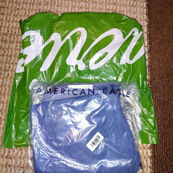 AE Ripped Low-Rise Ex-Boyfriend Jean - Picture 6 of 8